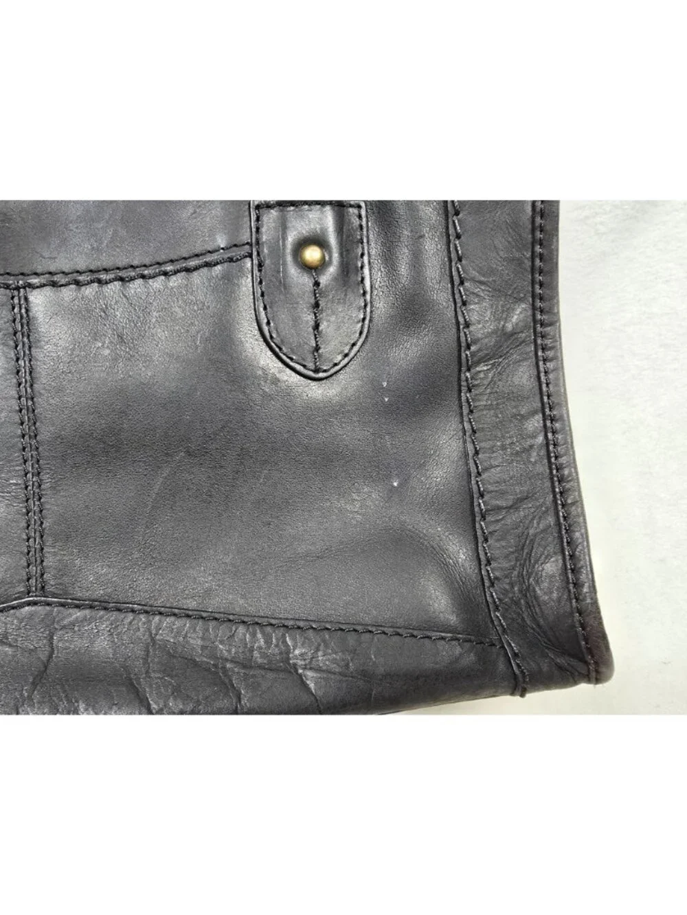 Born Black Leather Handbag With Double Handles & Zipper Closure - Picture 5 of 13